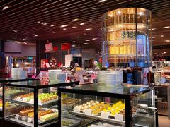 面包甜点陈列柜-广州富力君悦大酒店·凯菲厅