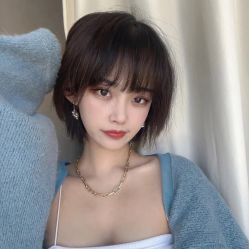 -妃格美发沙龙·烫发·染发