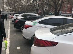 -美廉美超市（增光路店）-停车场