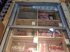 面包甜点陈列柜-锅圈食汇火锅烧烤食材超市(建东街店)