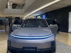 -理想汽车(世纪汇店)