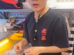 -老表记广西宵夜螺蛳鸭脚煲(东盟店)
