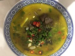 -鲁班小馆(政四街店)