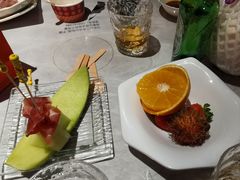 -雍容荟帝王蟹活龙虾展台自助(IFS黑金店)