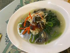 上汤菠菜-新疆红柳花餐厅(新洲店)