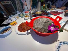 -二荆条·蜀鲜汇城市森林火锅