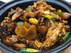 -江城燕子大排档(江汉路步行街店)