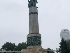 -人民防洪胜利纪念塔