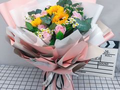 -怡花宜木鲜花店(朝阳路店)