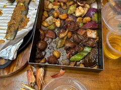 -老东镇啤酒屋海鲜加工·蒸汽海鲜·海鲜烧烤(台东店)