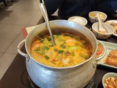 -大头虾越式风味餐厅(光明广场店)