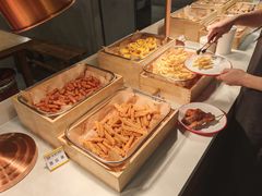-言玖鲜火锅串串披萨自助(益田假日店)
