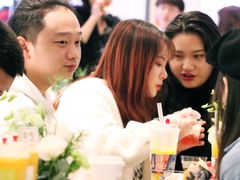 -奈雪的茶(亨特国际广场店)