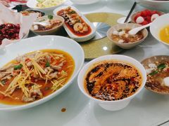 -孔雀云贵川·融合菜(长宁来福士店)