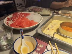 -尚尚仙·酸汤猪手·猪肚鸡火锅(华联万柳购物中心店)