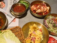 -草家酱蟹炭火烤肉店(珲春南路一店)