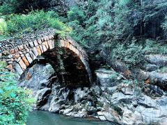 -天台山琼台仙谷景区