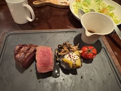 -恰餐厅及酒吧 CHAR Bar & Grill (北京丽都皇冠假日店)