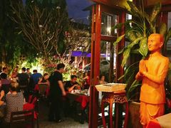 -Dash Teak House