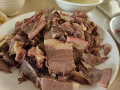 -闫家驴肉老店(华电一校店)