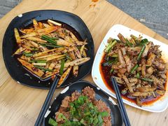 -朱大嘴肥肠血旺(福字街店)
