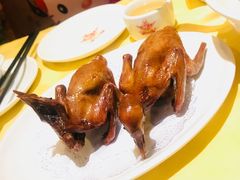招牌烤乳鸽-石岐佬中山菜馆(张溪店)