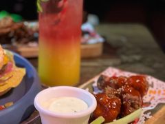 -Famous肥猫墨西哥音乐餐吧(五棵松华熙LIVE店)