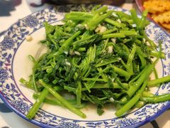 -何哥鲜鱼餐厅(龙湖花园店)