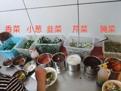 -文山荷鲜居(翠湖店)