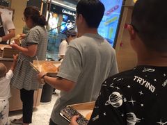 等位区-奈雪的茶(凯德新都心店)