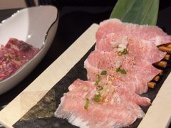 -山川小町·极番烧肉(新地假日广场店)