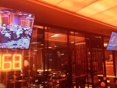 -何师烧烤Pro ·江湖川菜·小龙虾·精酿(太古里旗舰店)