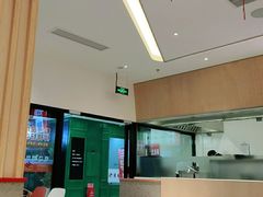 大堂-乡村基(南坪上海城店)