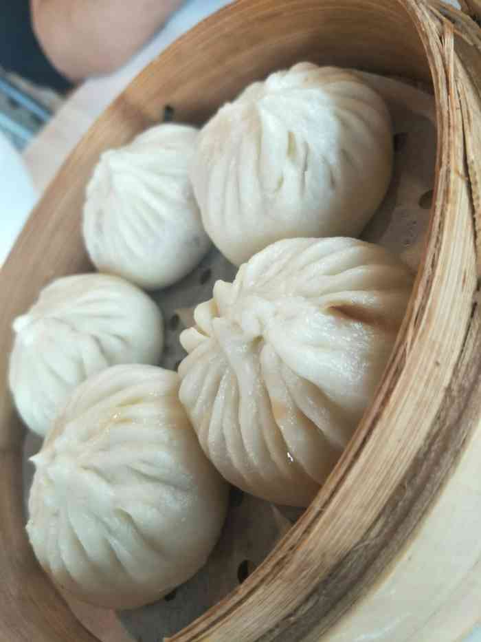 阳阳中国饭(林校路店)-"「阳阳酱肉包」馅料很足,满满的肉啊,一份.