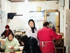 -十一街苍蝇馆子转经消江湖菜(九眼桥十一街店)