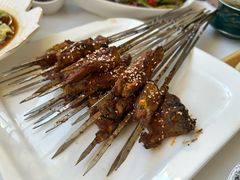 -三江源美食城