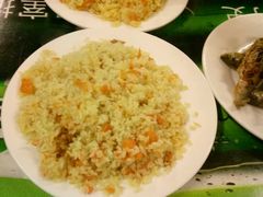 -布尔津河堤夜市