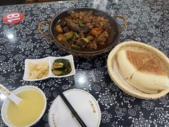 -八两八金·莱芜特色炒鸡(市南漳浦路店)