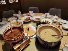 -关东小磨东北菜(上海长风大悦城店)