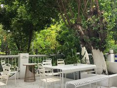 -ADO KAFE(大学城店)