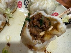 -依云煎包店