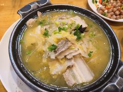 -篱笆院东北饺子王(欧阳路店)