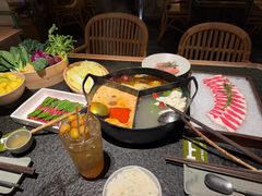 -三出山火锅(南京万象天地店)