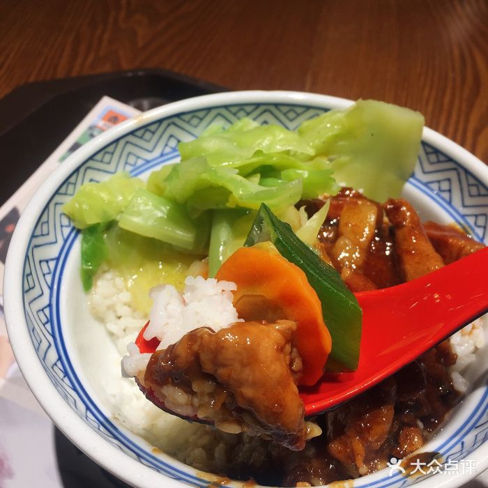 吉野家(绿地店)卤肉饭图片 - 第1张