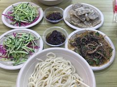 -黑八私房老北京炸酱面