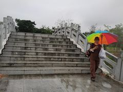 -御霞苑泥烩鸡休闲农庄