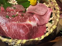 -山川小町·极番烧肉(新地假日广场店)