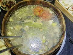 -秋语木桶鱼.酸菜鱼(开发区火车站店)