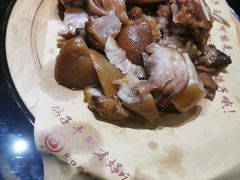 -东口码头·烧鸽子·鱼头泡饼·地方菜(金鹰悦城店)