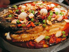 -鸣记脆皮烤鱼·海鲜烤鱼(三八广场店)